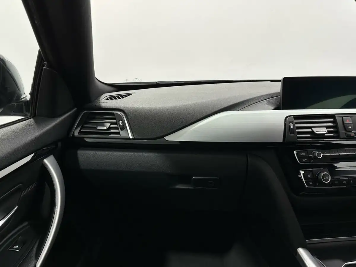 2019-bmw-4-series-20td-420d-m-sport-gran-coupe-5d-auto-big-26