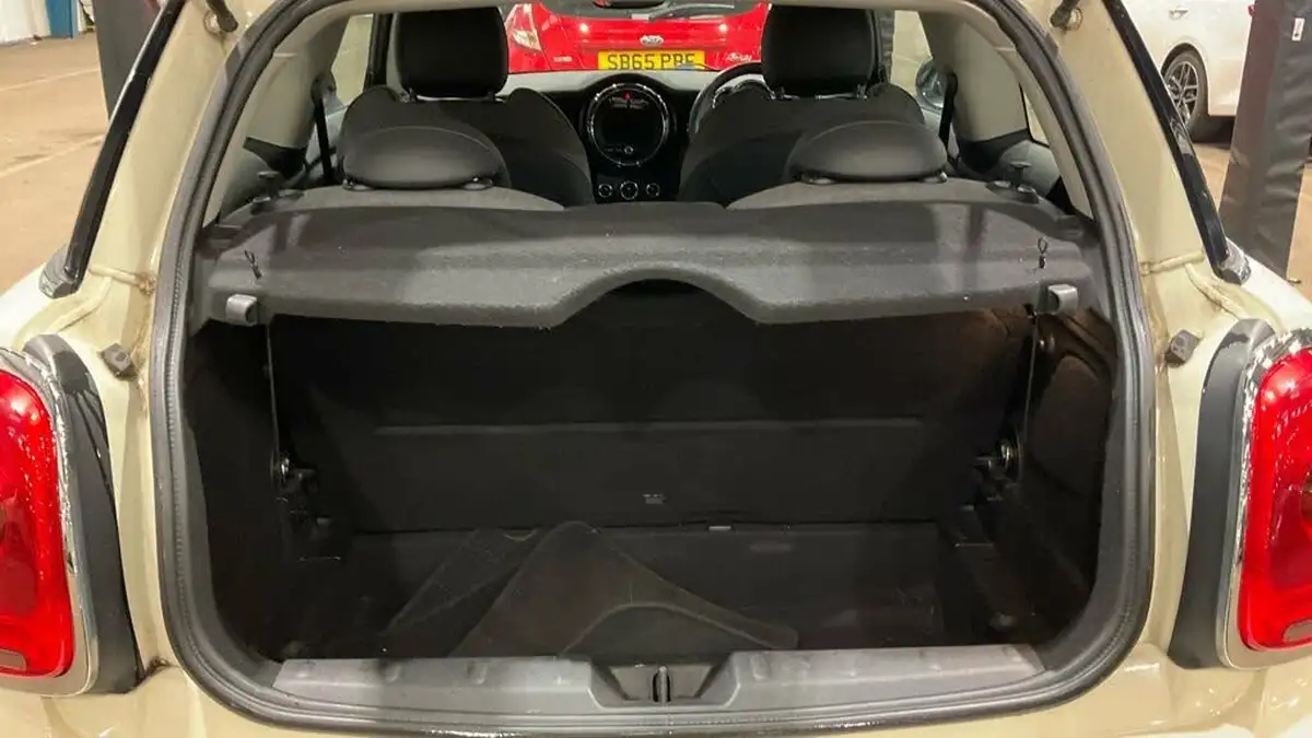 2015-mini-cooper-15-cooper-3d-auto-big-12