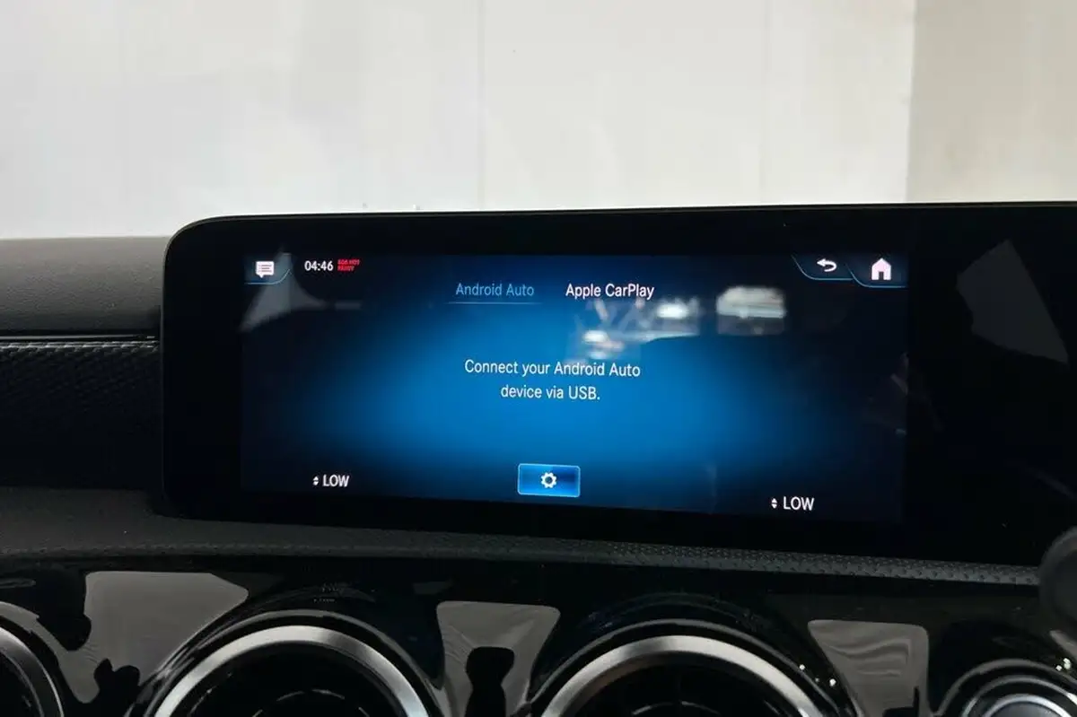 2021-mercedes-benz-a-class-13-a180-sport-executive-saloon-4d-7g-dct-big-16