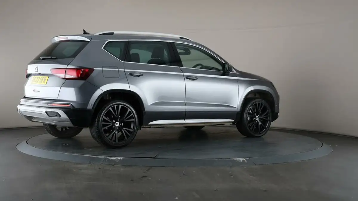 2022-seat-ateca-15-ecotsi-xperience-lux-dsg-big-57
