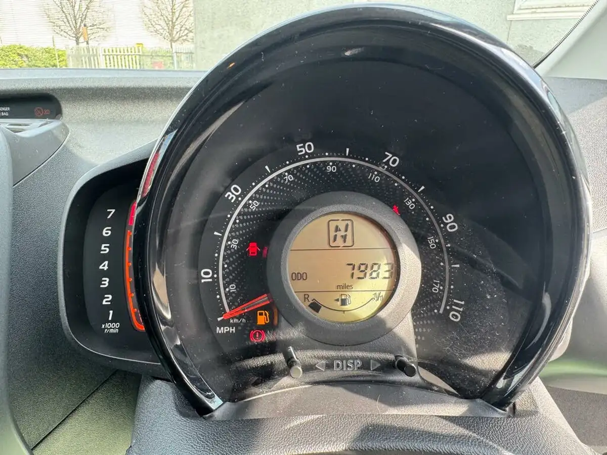 2021-toyota-aygo-10-vvt-i-x-trend-tss-x-shift-big-22