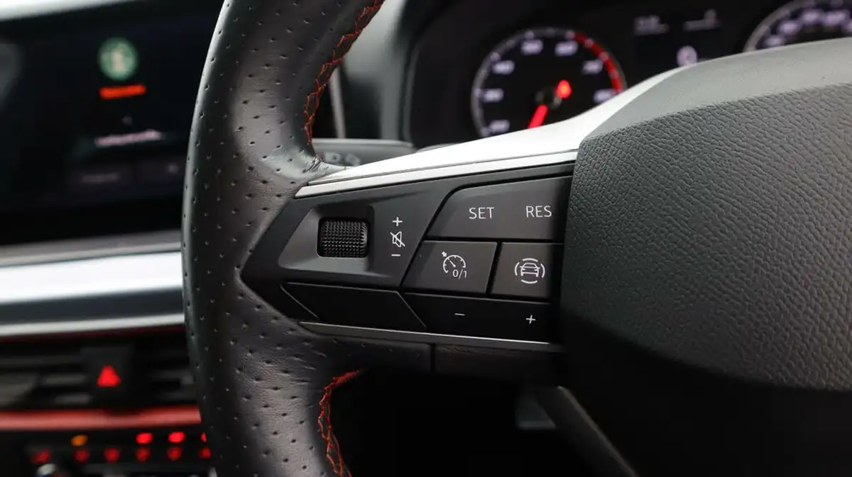 2022-seat-ibiza-10-tsi-fr-110ps-dsg-big-23