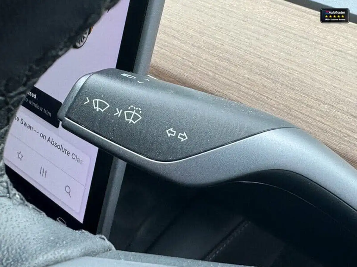 2020-tesla-model-3-e-standard-plus-big-13