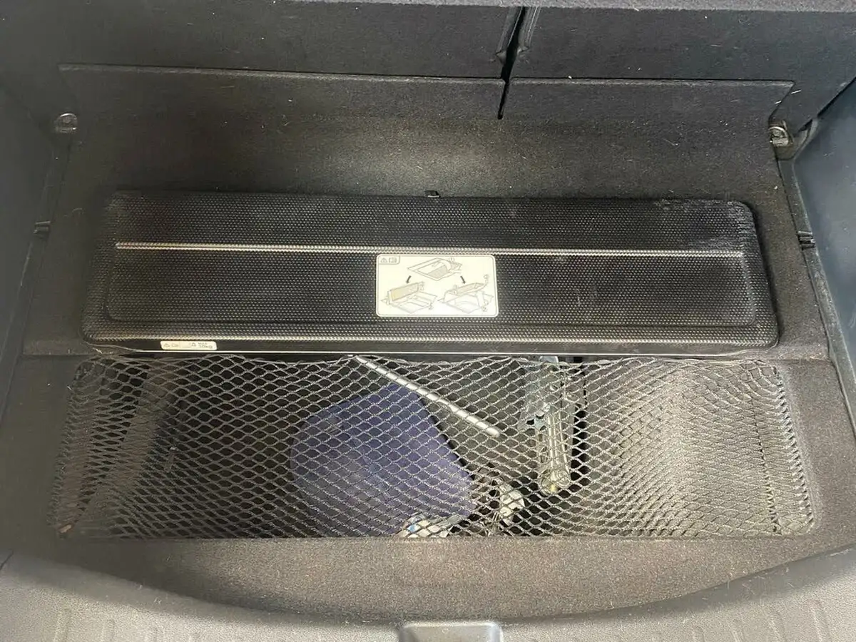 2012-honda-jazz-14-es-cvt-big-12