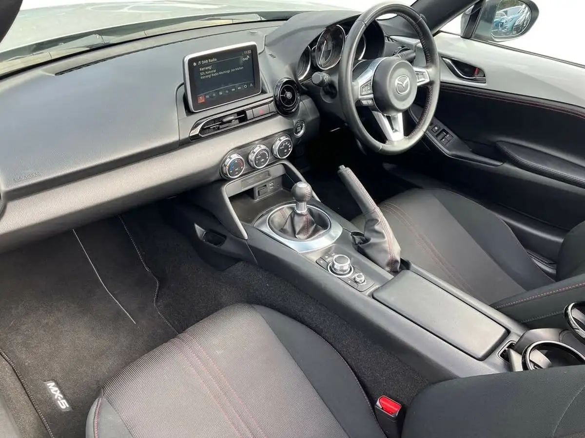 2018-mazda-mx-5-20-se-l-convertible-big-5