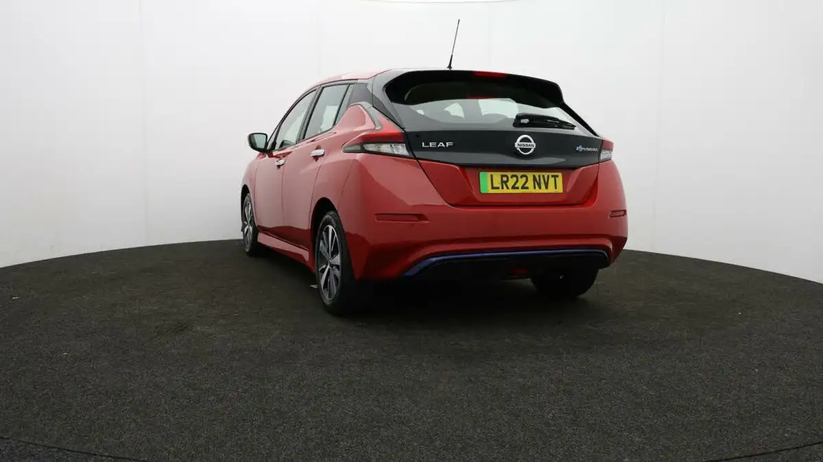 2022-nissan-leaf-e-acenta-big-70
