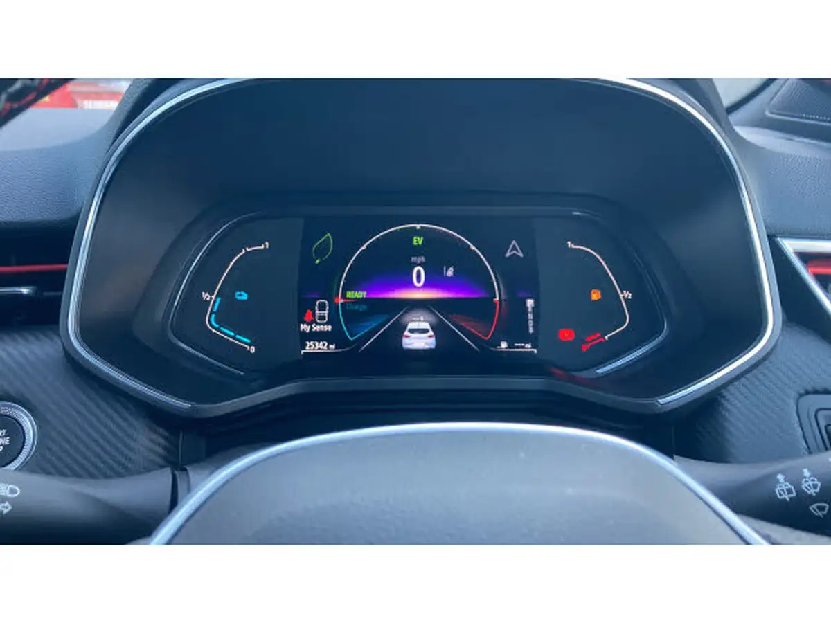 2021-renault-clio-16-rs-line-big-17