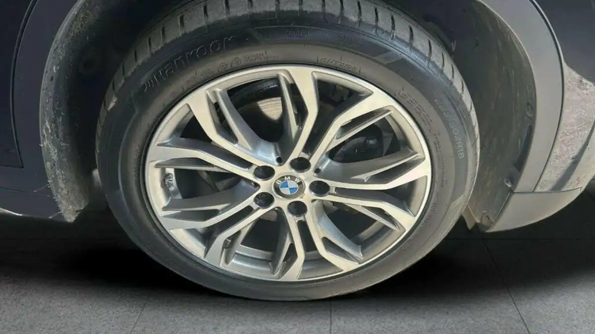 2016-bmw-x1-20td-xdrive18d-xline-ss-big-25