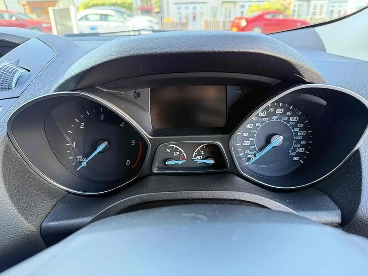 2015-ford-kuga-20tdci-titanium-x-180ps-awd-big-18