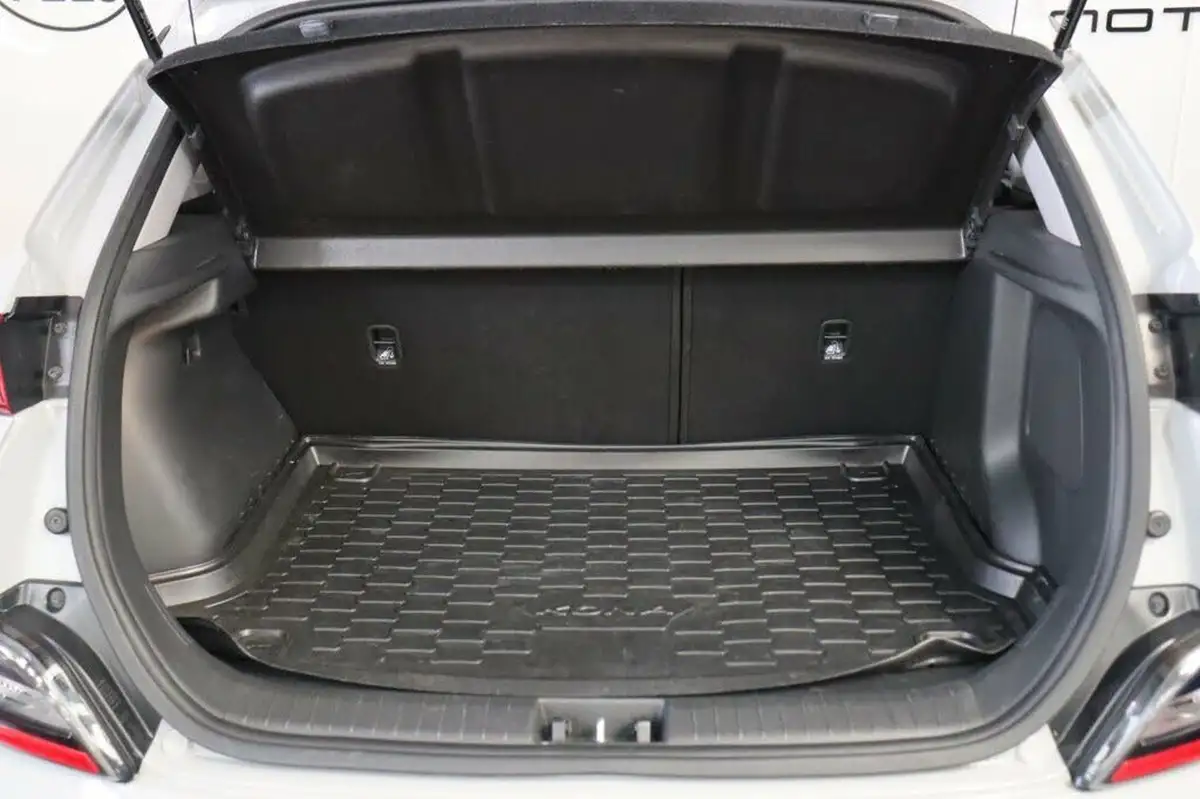2021-hyundai-kona-e-premium-204ps-64kwh-7kw-obc-big-21
