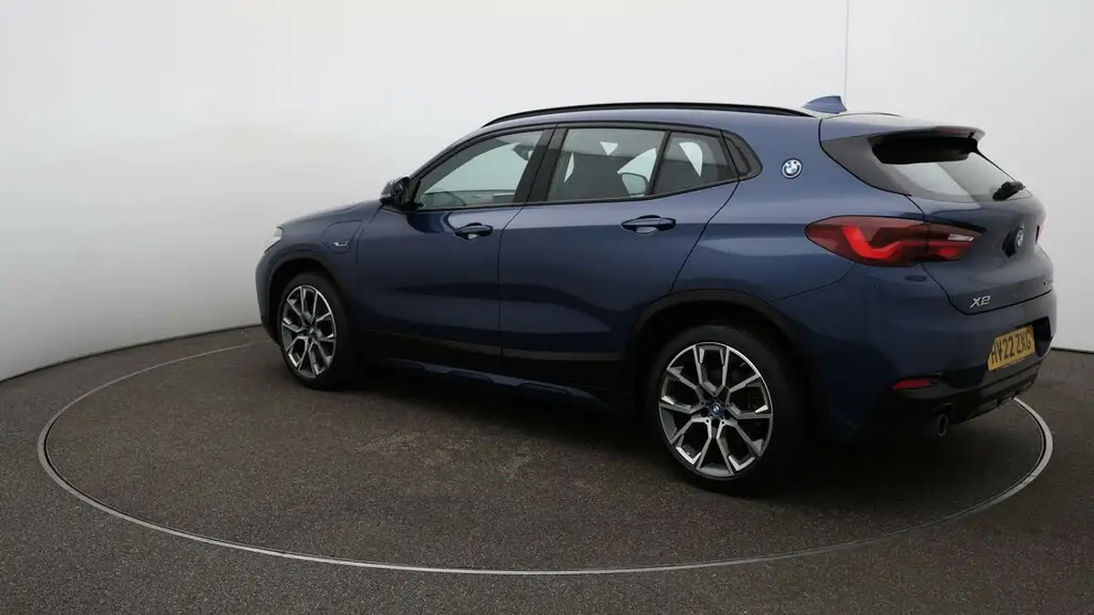 2022-bmw-x2-15-xdrive25e-m-mesh-edition-big-5