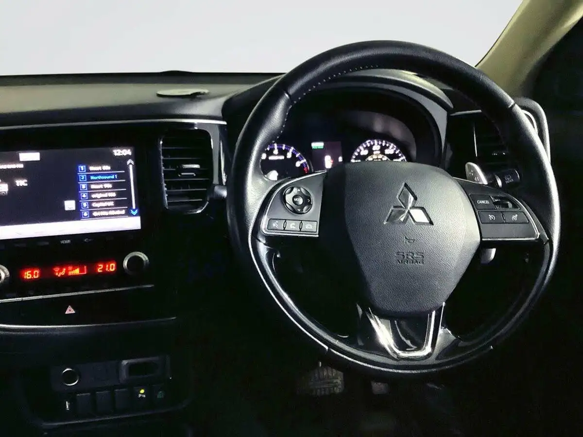 2019-mitsubishi-outlander-20-design-big-4