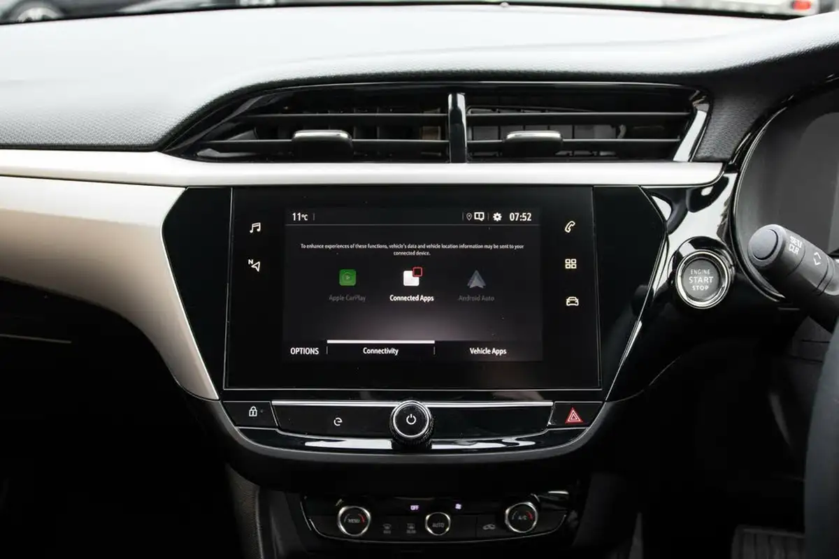 2020-vauxhall-corsa-e-se-nav-11kw-big-24