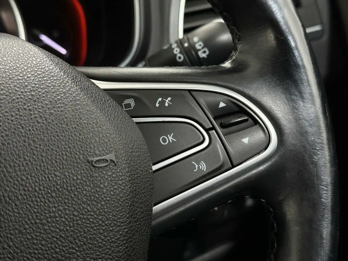2017-renault-koleos-20dci-signature-nav-x-tronic-big-13