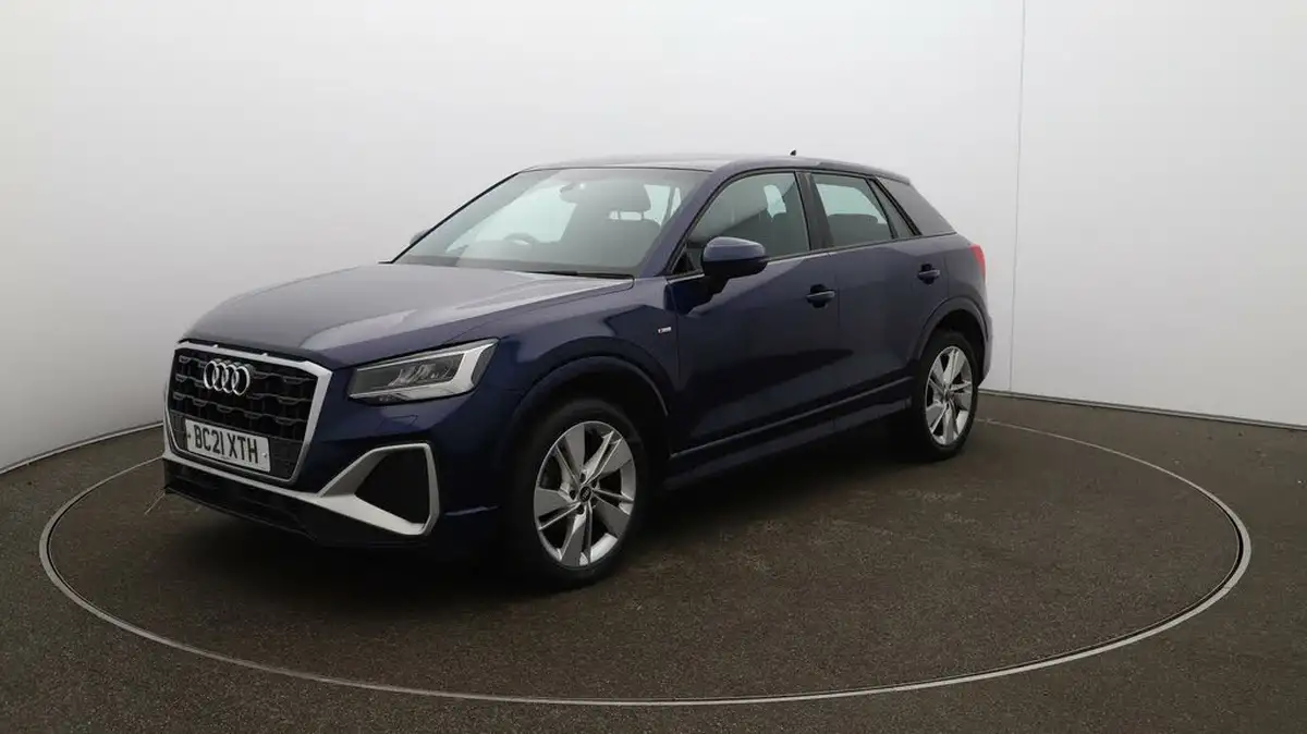 2021-audi-q2-15-35-tfsi-s-line-tronic-big-3