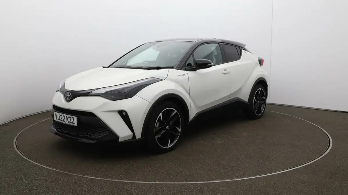 2022-toyota-c-hr-18-vvt-i-gr-sport-big-3
