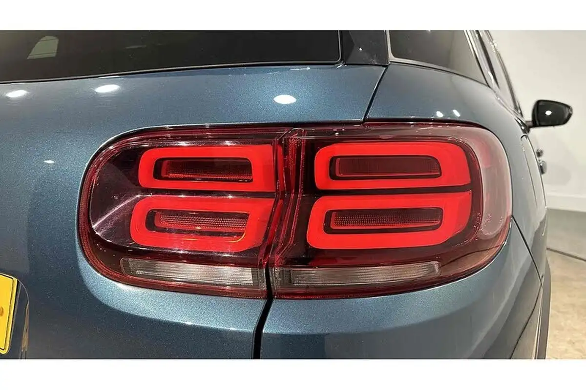 2019-citroen-c5-aircross-16-puretech-flair-plus-big-13