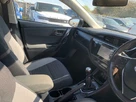 2016-toyota-auris-12-business-edition-hatchback-small-18