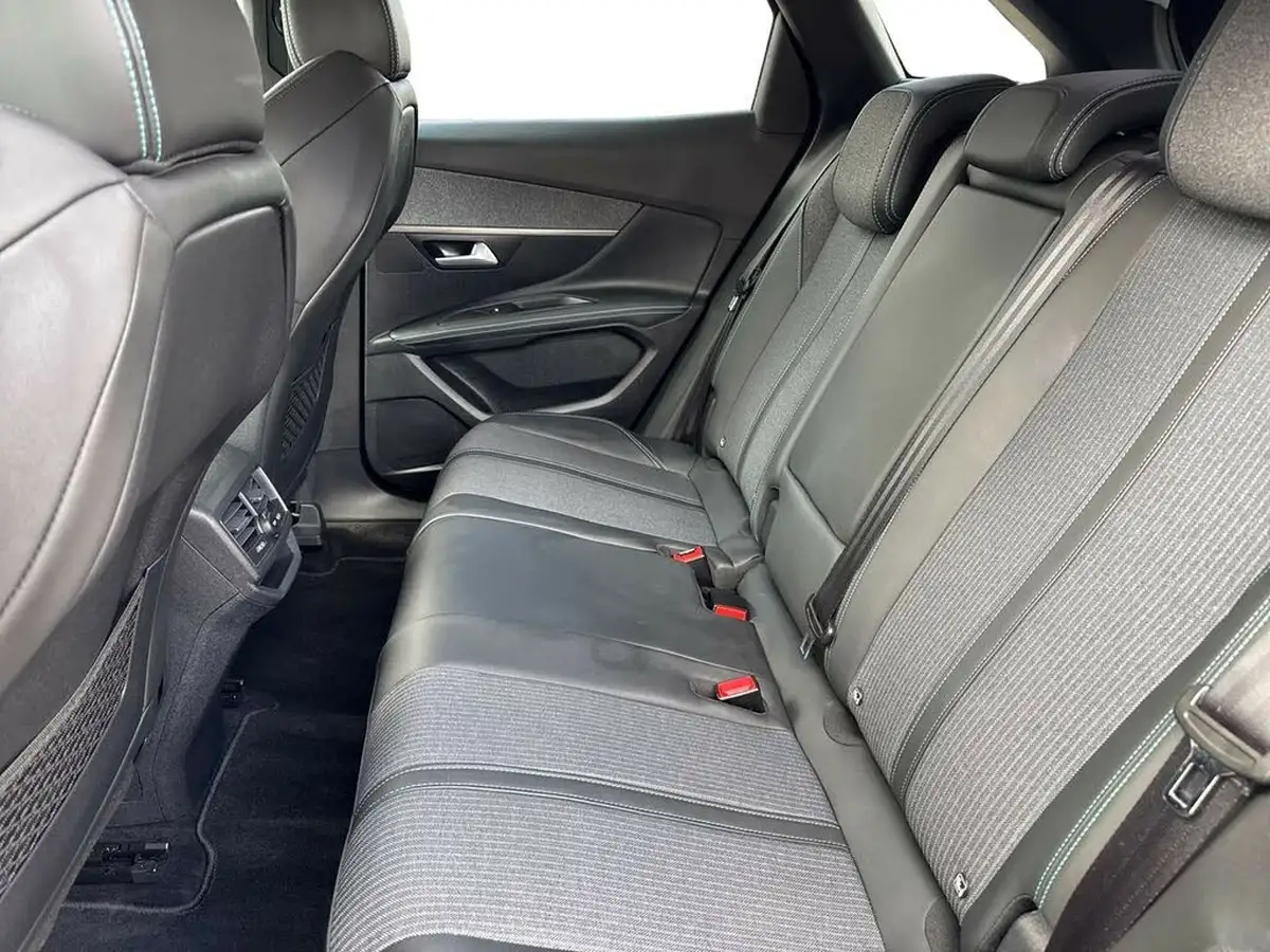 2021-peugeot-3008-suv-12-puretech-allure-premium-big-10