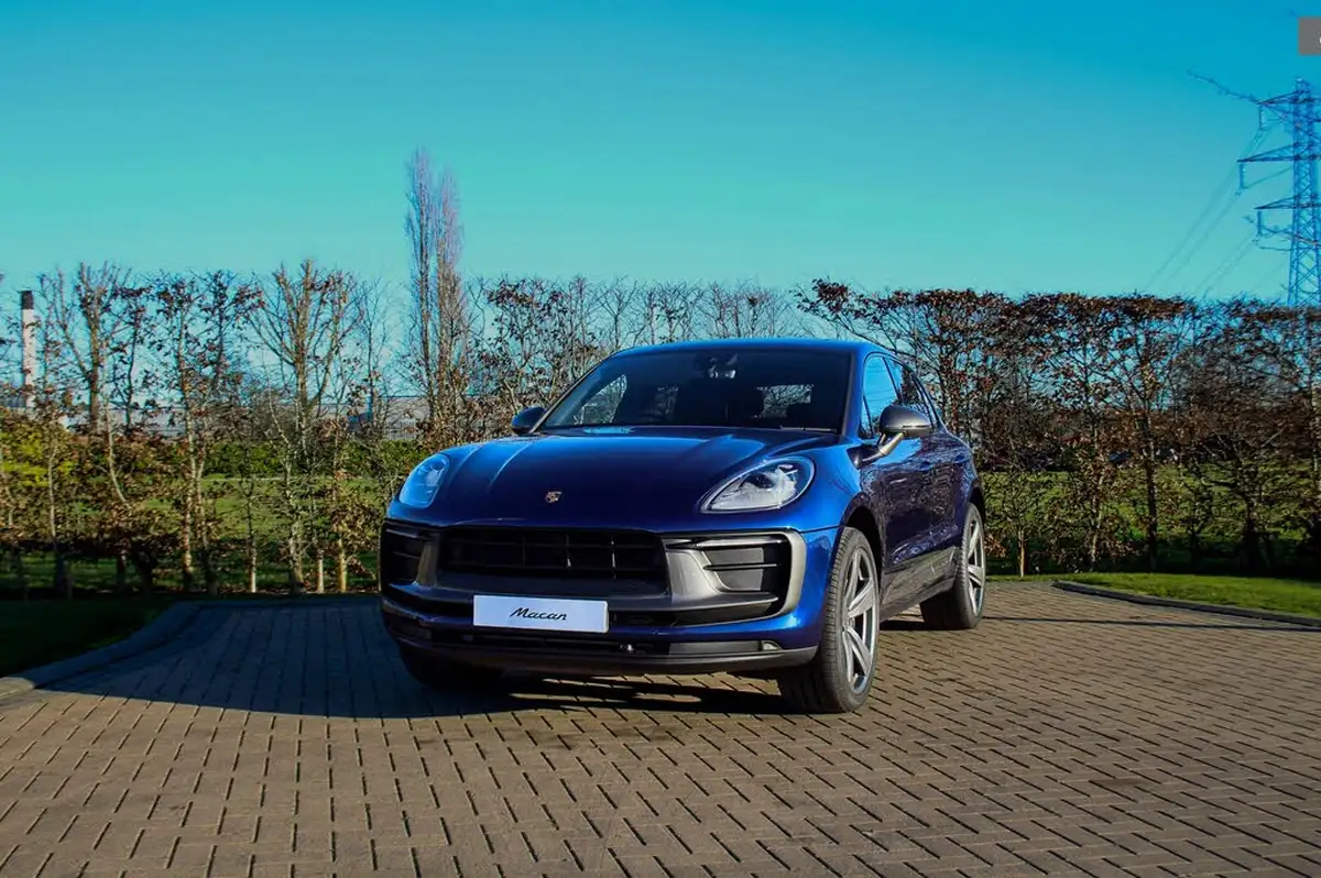 2025-porsche-macan-20-t-big-35
