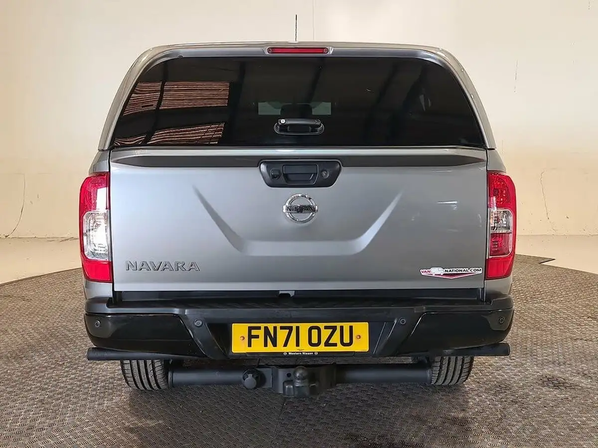 2021-nissan-navara-23dci-tt-n-guard-8-navileathersunroof-auto-big-15
