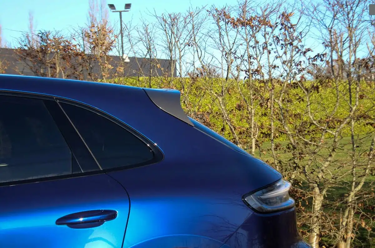 2025-porsche-macan-20-t-big-11