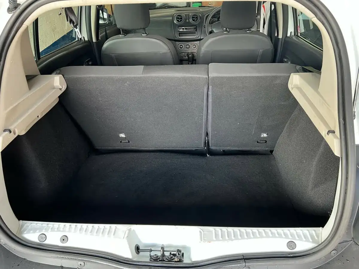 2016-dacia-sandero-12-access-big-10