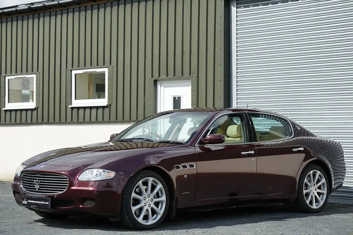 2007-maserati-quattroporte-42-auto-big-8