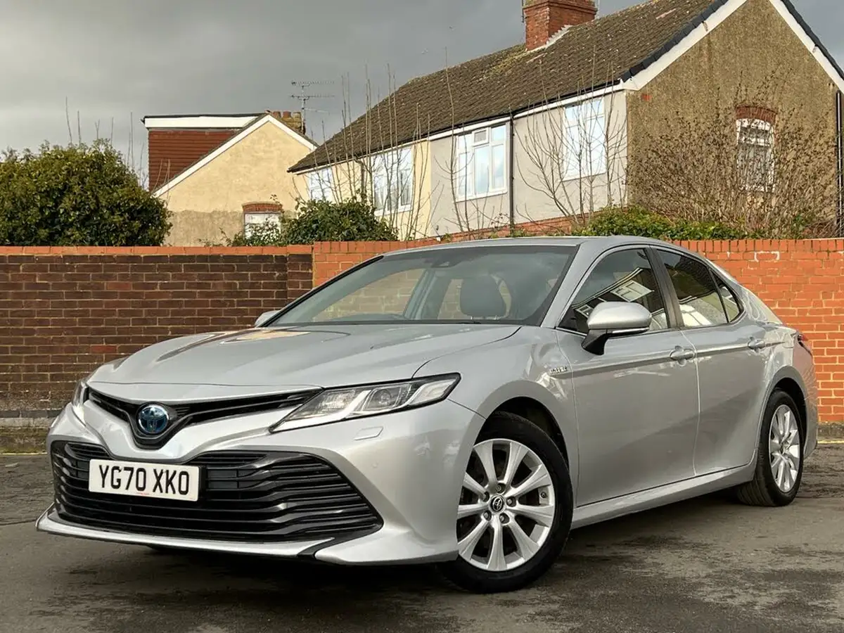 2020-toyota-camry-25-vvt-i-design-big-7