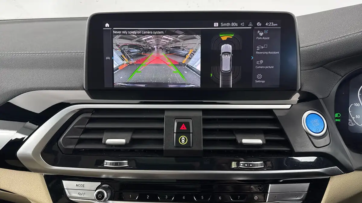 2021-bmw-ix3-e-premier-edition-big-15