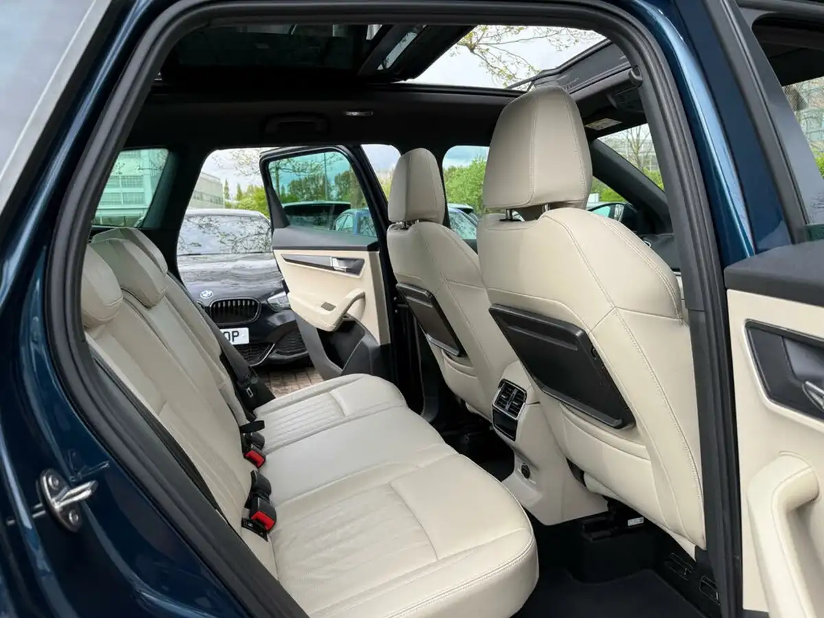 2018-skoda-karoq-15-tsi-edition-ss-dsg-big-32