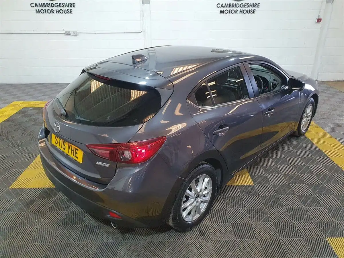 2015-mazda-mazda3-20-se-nav-hatchback-5d-auto-big-1