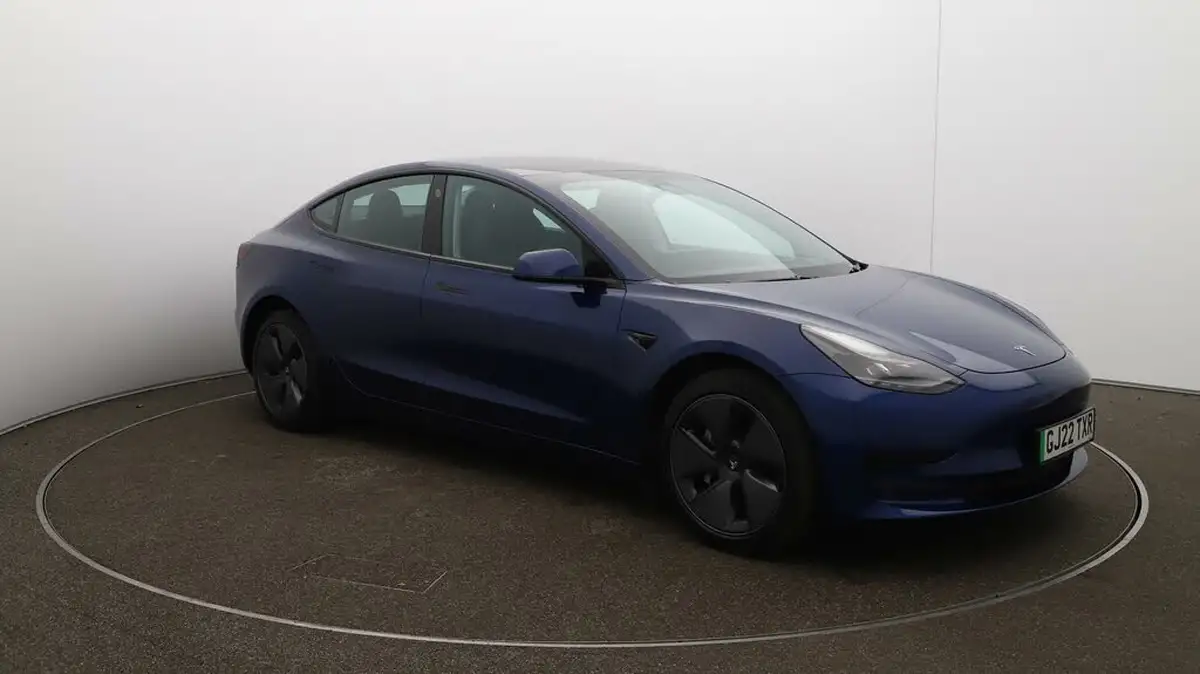 2021-tesla-model-3-e-standard-plus-big-1