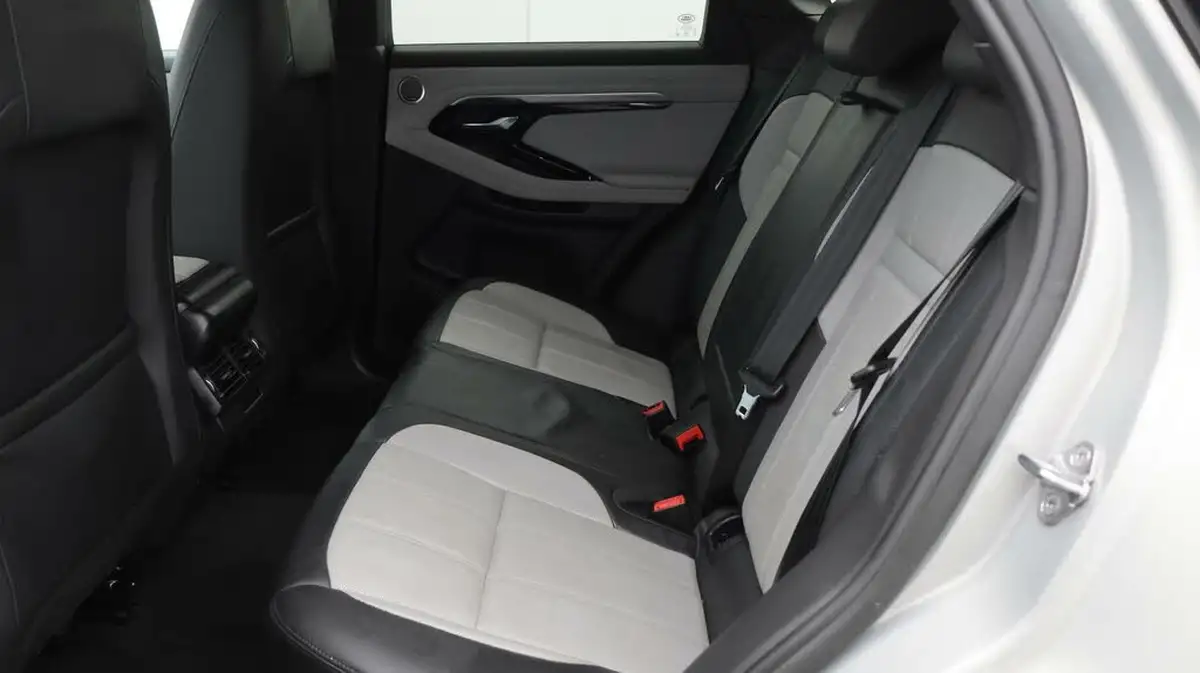 2022-land-rover-range-rover-evoque-20-d200-r-dynamic-se-big-16