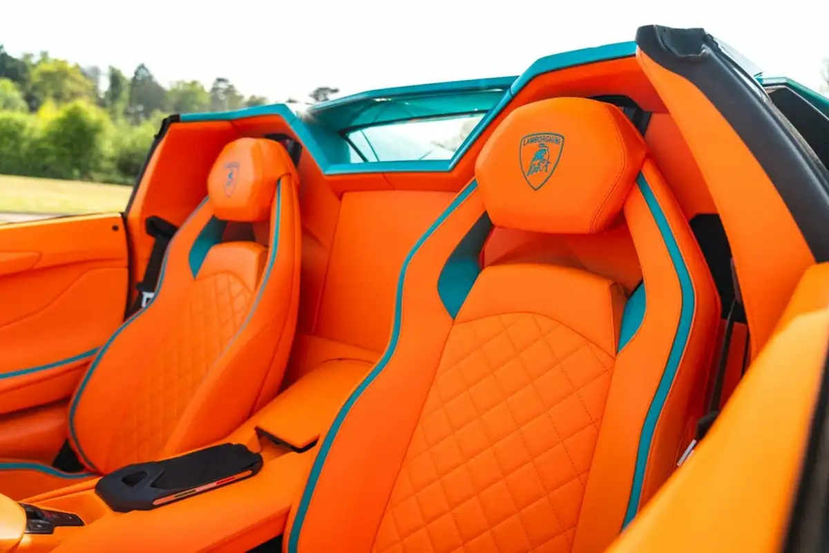 2018-lamborghini-aventador-65-s-roadster-big-5