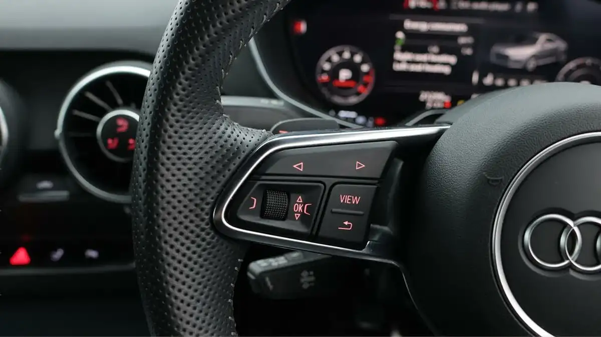 2020-audi-tt-coupe-20-40-tfsi-s-line-big-25