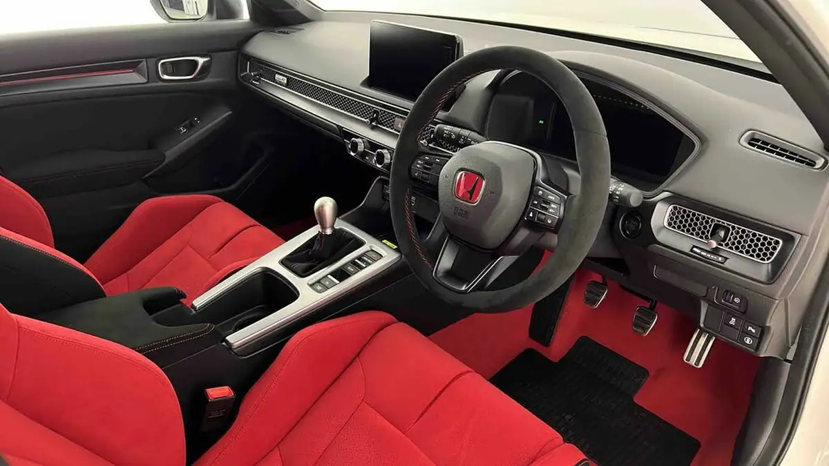 2024-honda-civic-20-i-vtec-type-r-big-3
