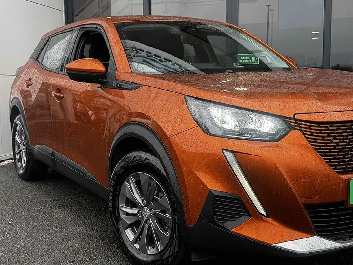 2021-peugeot-2008-suv-e-active-big-5