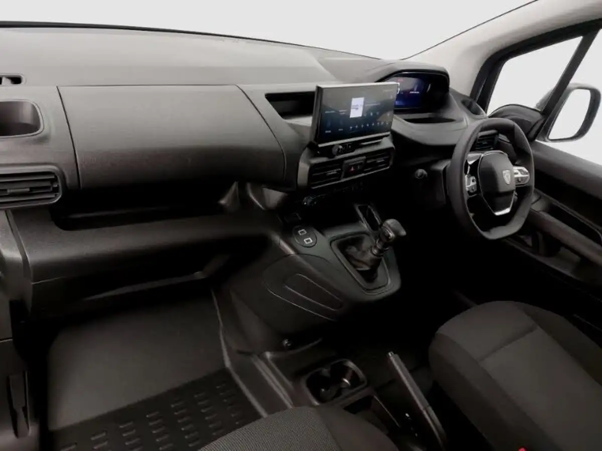 2024-peugeot-partner-15-bluehdi-professional-100pseu6d-big-2