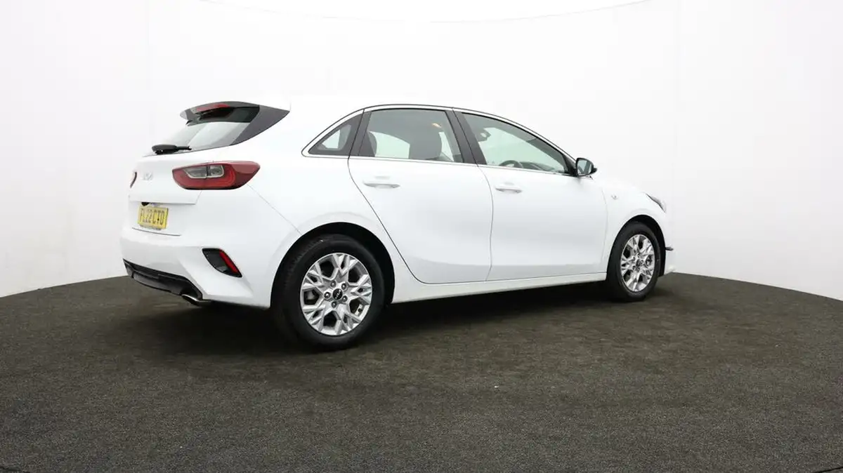 2021-kia-ceed-10-t-gdi-2-hatchback-big-26