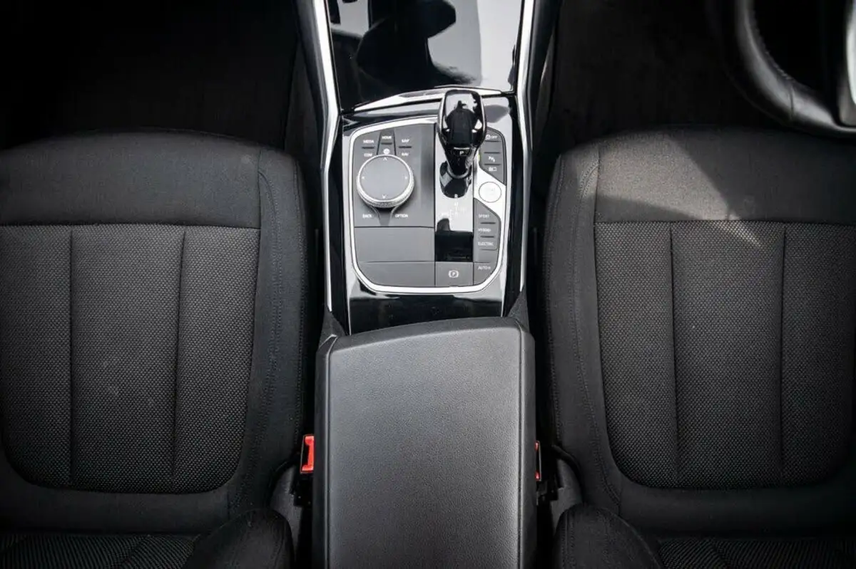 2021-bmw-3-series-20-330e-se-pro-touring-5d-big-19