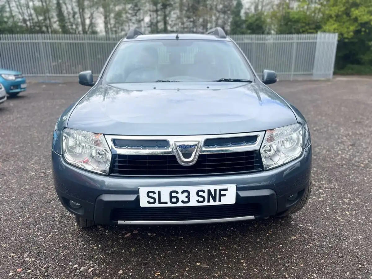 2013-dacia-duster-15d-laureate-107bhp-big-1