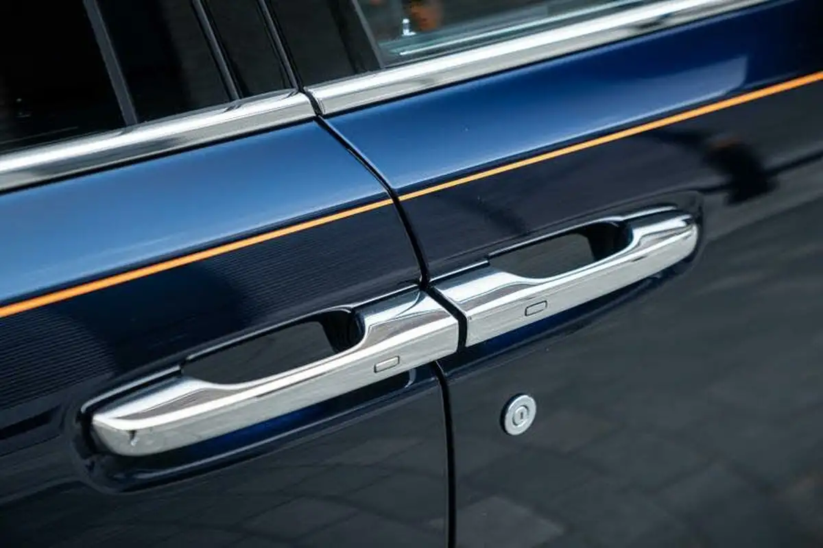 2021-rolls-royce-ghost-675-big-29
