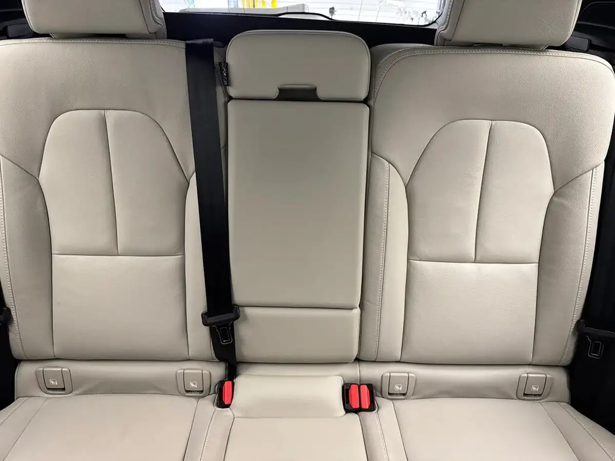 2019-volvo-xc40-20-t4-inscription-pro-awd-big-17