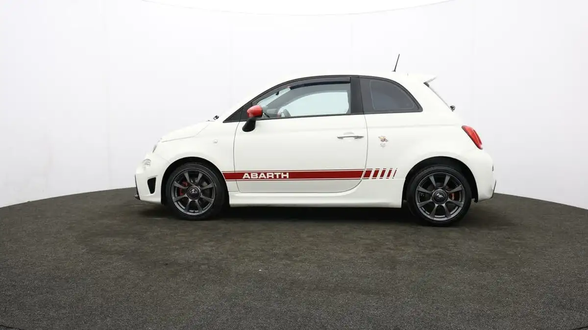 2017-abarth-595-14-tjet-big-61