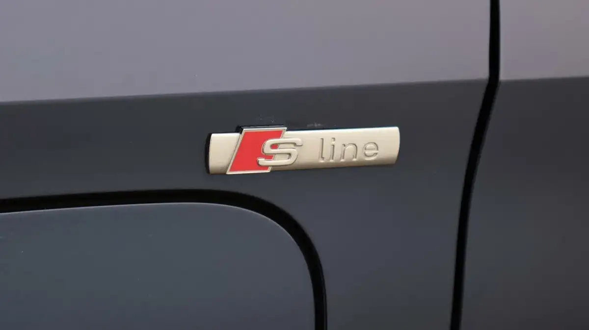 2021-audi-a3-14-40-tfsi-e-s-line-big-20