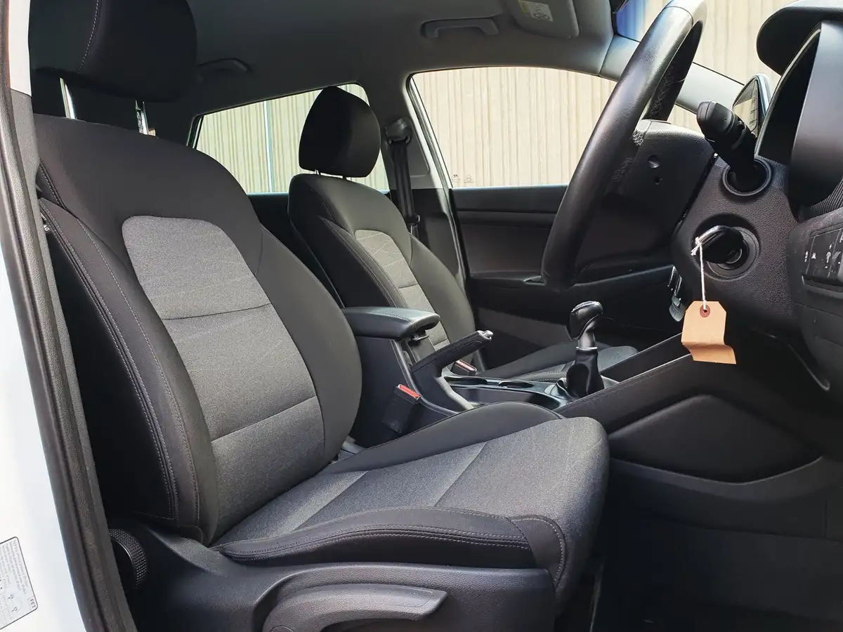 2020-hyundai-tucson-16-gdi-se-nav-big-10
