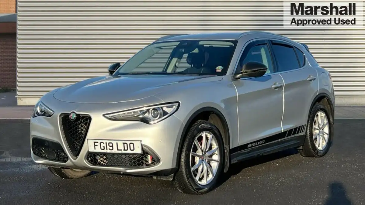 2018-alfa-romeo-stelvio-20-speciale-big-6