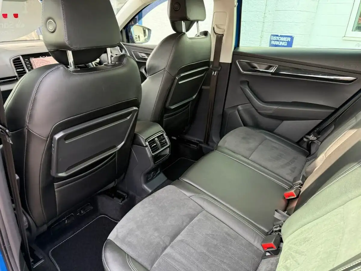 2021-skoda-karoq-15-tsi-se-l-big-47