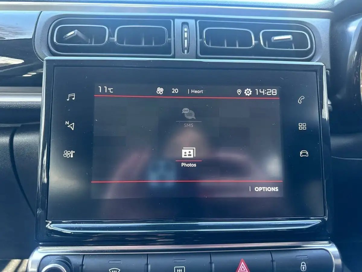 2021-citroen-c3-12-puretech-shine-83ps-big-23